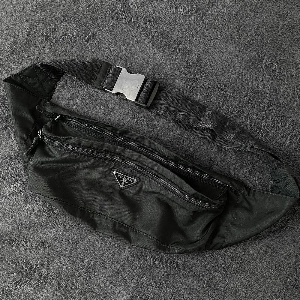 Authentic Vintage nylon PRADA waist bag